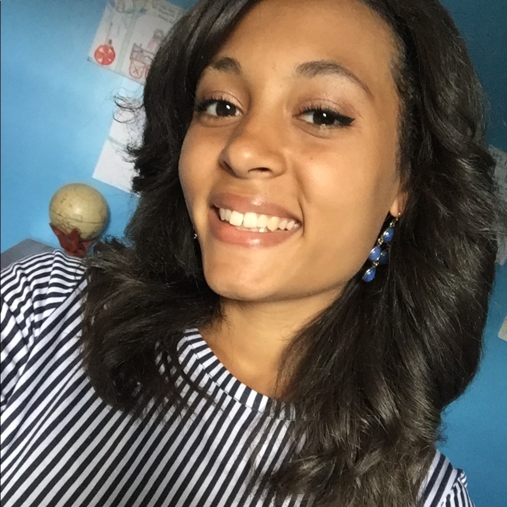 Meet your Posher, Jaqwyla